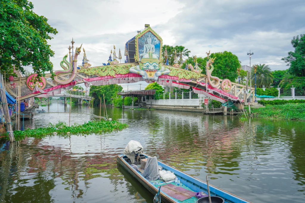 ตลาดน้ำโบราณบางพลีสมุทรปราการ