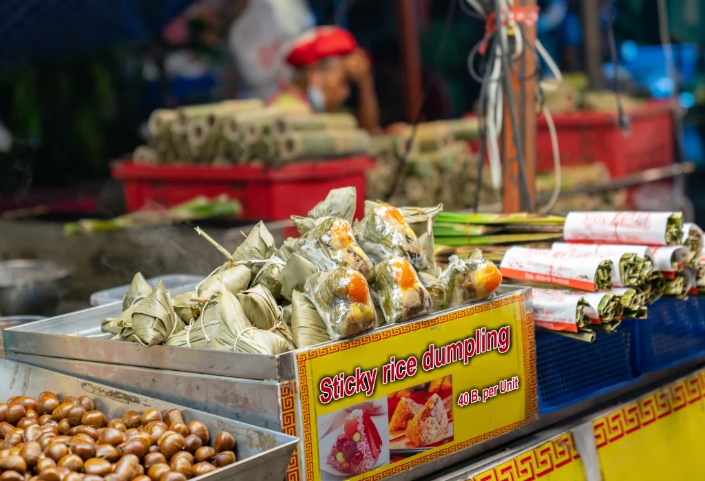 “กินเที่ยวใช้ ครั้งที่ 1” Street Food Festival