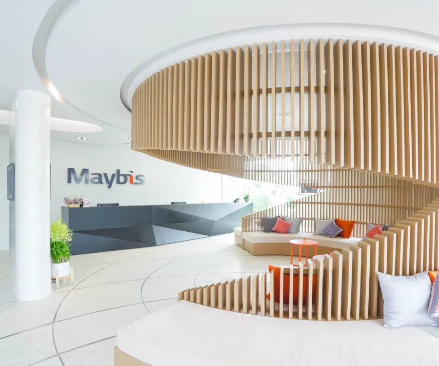 Lobby & Business Center